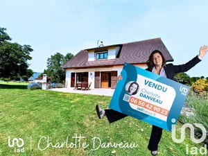 House at Brionne (27800)