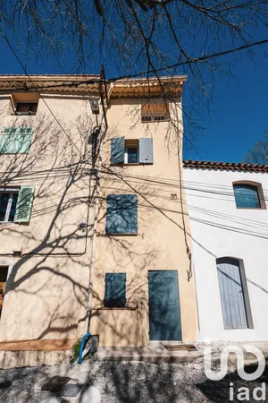 Maison à Cuers (83390)