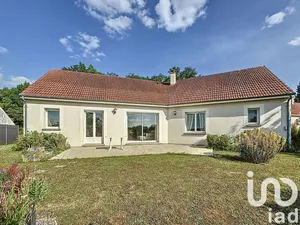 Maison traditionnelle à Corquilleroy (45120)