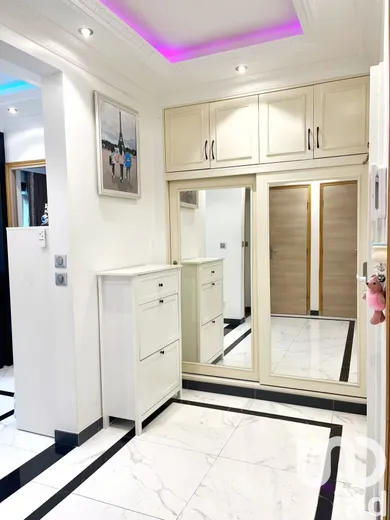 Apartment in Antony (92160)