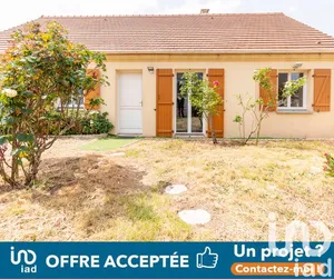 House at Freneuse (78840)