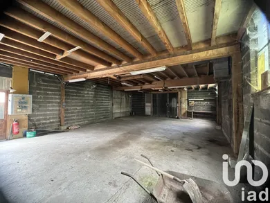 House in Gennes (49350)