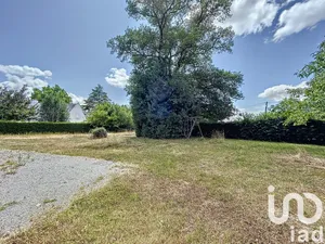 Land at Plessé (44630)