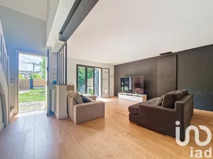 Maison traditionnelle à Enghien-les-Bains (95880)