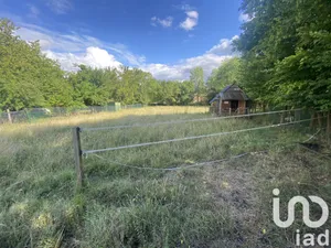 Land at Saint-Fargeau-Ponthierry (77310)