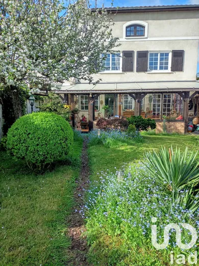 Maison traditionnelle à Brunoy (91800)