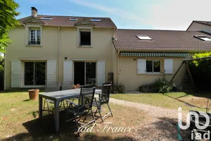 House at Verneuil-sur-Seine (78480)