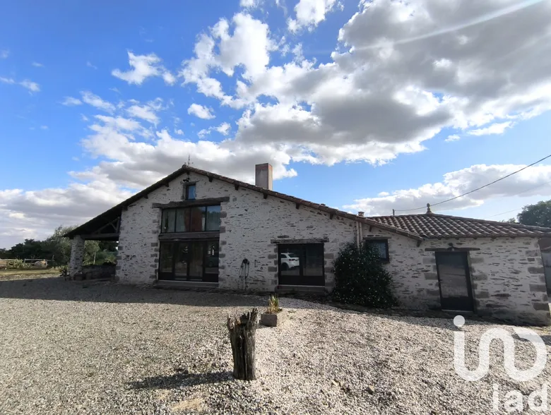Maison 5 pièces 160 m² · à Le Champ-Saint-Père · 160 m² · 439 900 €