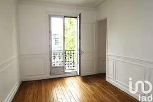 Apartment at Paris (75017)
