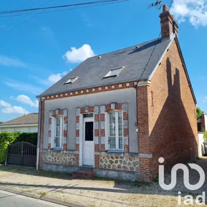 House at Cerdon (45620)