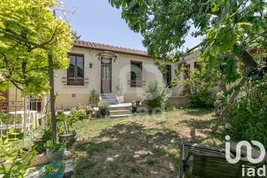 Townhouse at Romainville (93230)