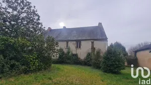 House at Rouessé-Vassé (72140)