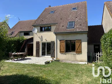 Detached house at Conty (80160)