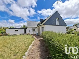Traditional house at Louannec (22700)