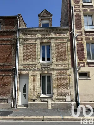 Building at Le Havre (76600)
