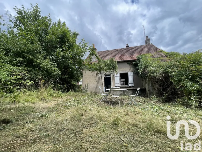 Maison 4 pièces 53 m² · à Menou · 52,5 m² · 34 900 €