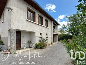 Maison traditionnelle à Saint-Clair-du-Rhône (38370)