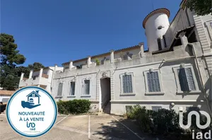 Duplex at Saint-Cyr-sur-Mer (83270)
