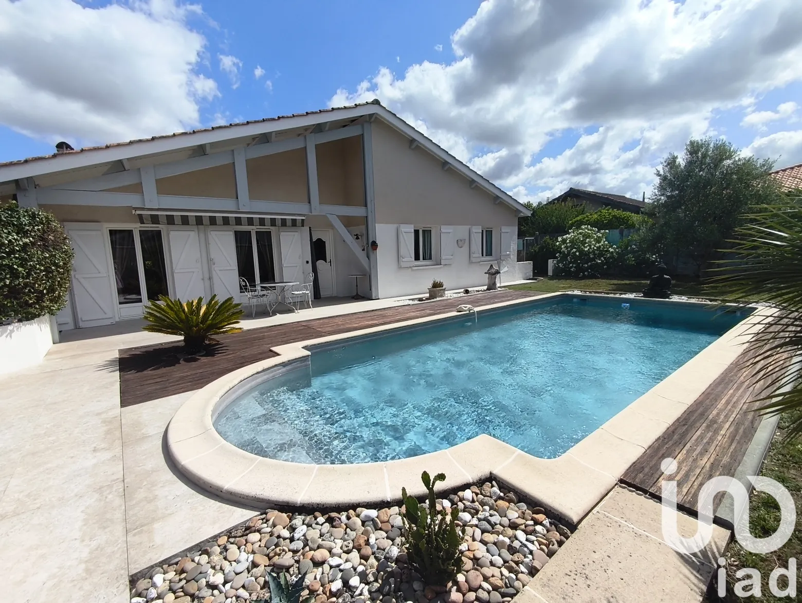 Vente maison à Eysines (33320) : maison 4 pièces 114 m²