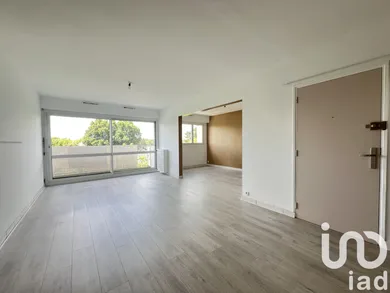 Apartment in Saint-Herblain (44800)