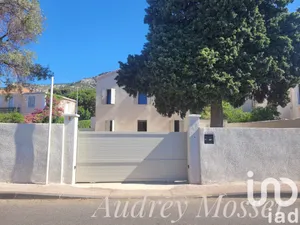Maison à Toulon (83100)
