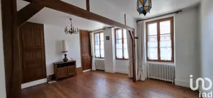 Maison à Villeneuve-sur-Yonne (89500)
