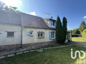 House at Gisors (27140)