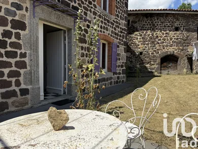 Farm at Monistrol-d'Allier (43580)