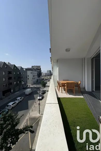 Appartement à Bordeaux (33300)