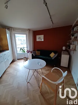 Studio at Issy-les-Moulineaux (92130)