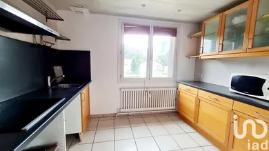 Appartement à Saint-Étienne (42100)