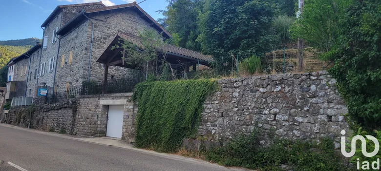 Maison 4 pièces 109 m² · à Jaujac · 108,8 m² · 160 000 €