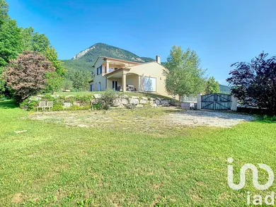 Maison à Saint-André-les-Alpes (04170)