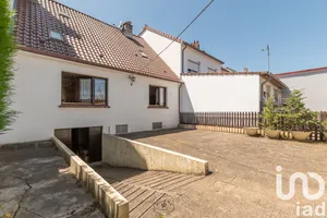 House at Distroff (57925)
