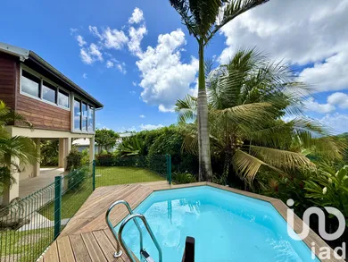 Maison à Sainte-Marie (97230)