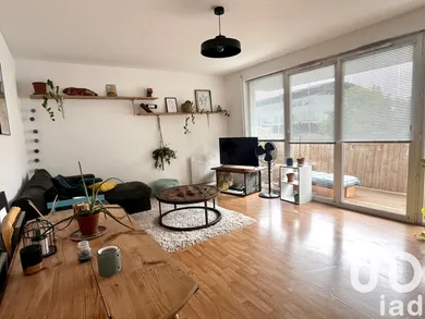 Appartement à Bordeaux (33300)