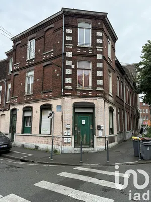 Building at Roubaix (59100)
