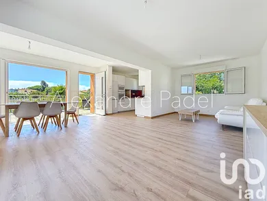 Appartement à Sanary-sur-Mer (83110)