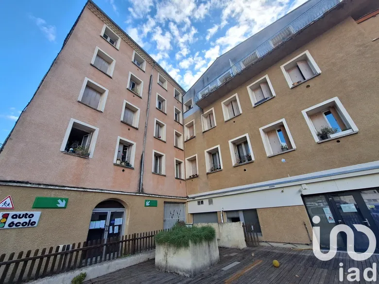Appartement 1 pièce 27 m² · à Crest · 27 m² · 65 000 €