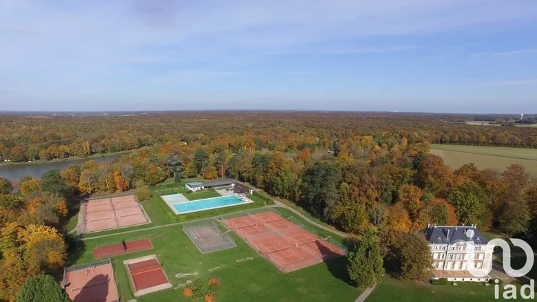 Maison 8 pièces 173 m² · à Savigny-sur-Clairis · 173 m² · 680 000 €