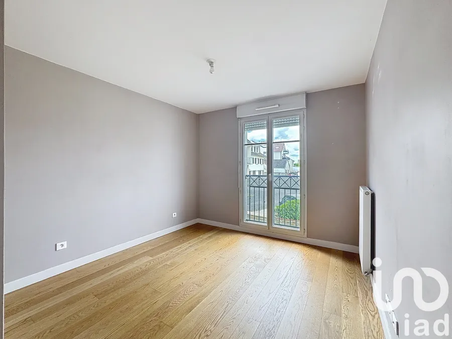 Appartement à Pontault-Combault (77340) photo 3