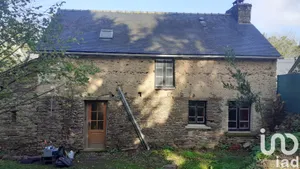 House at MAURON (56430)