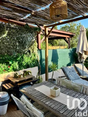 Studio at La Londe-les-Maures (83250)