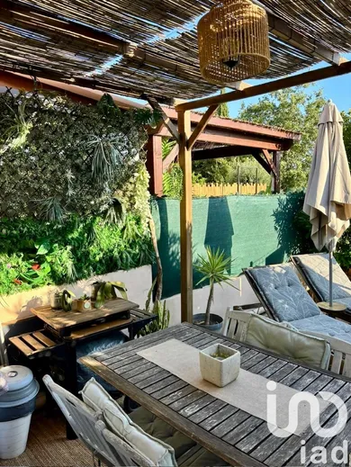 Studio à La Londe-les-Maures (83250)