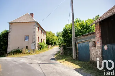 Maison de campagne à Vergheas (63330)