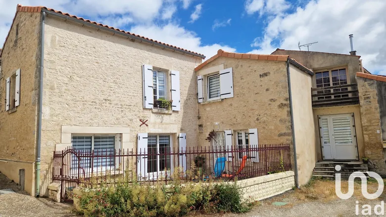 Maison 5 pièces 130 m² · à Rives-d'Autise · 130 m² · 165 000 €