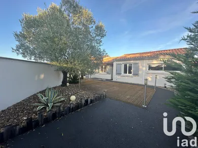 Maison traditionnelle à Angles (85750)