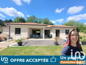 House at Cours (69470)