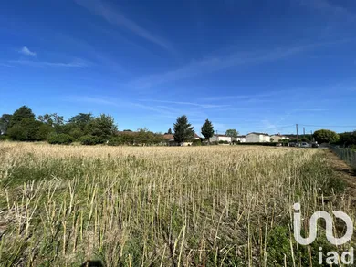 Terrain à bâtir à Varennes (24150)