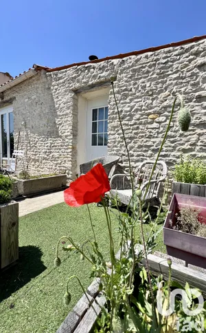 Maison de campagne à Saint-Xandre (17138)
